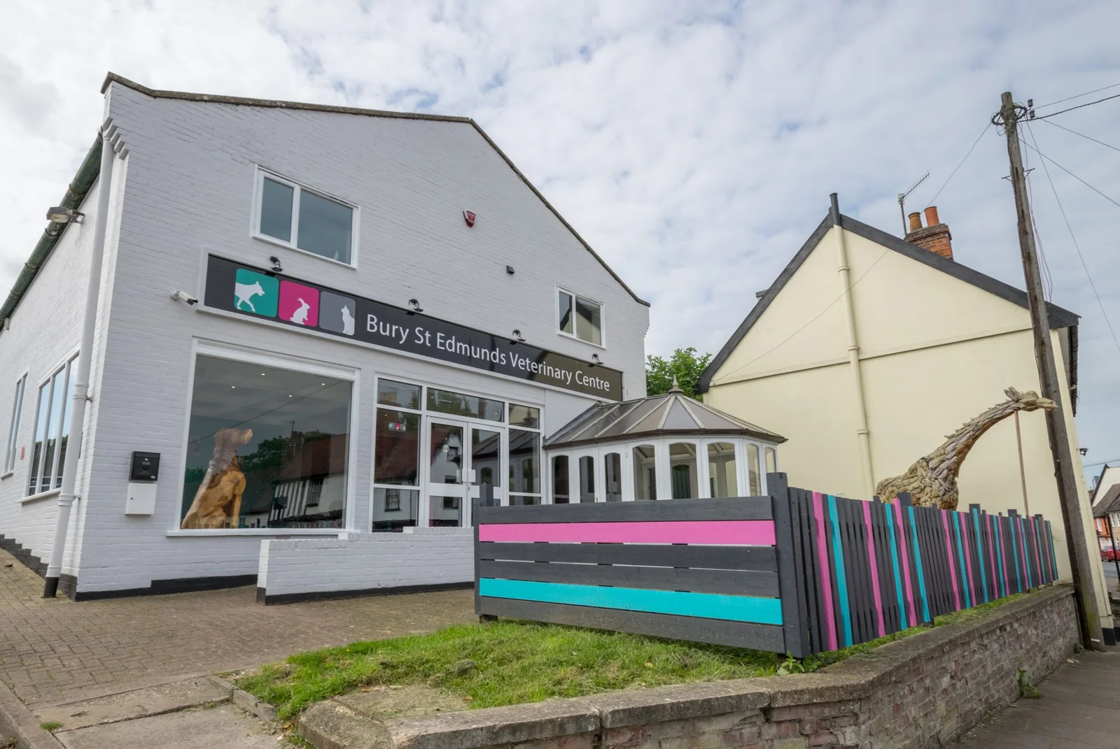 Exterior of Bury St Edmunds Veterinary Centre on Eastgate Street