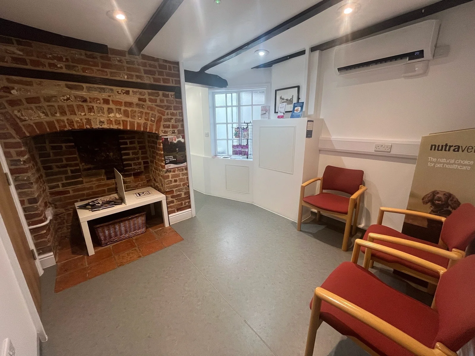 Cat waiting area at Kimbolton Vets in Kimbolton