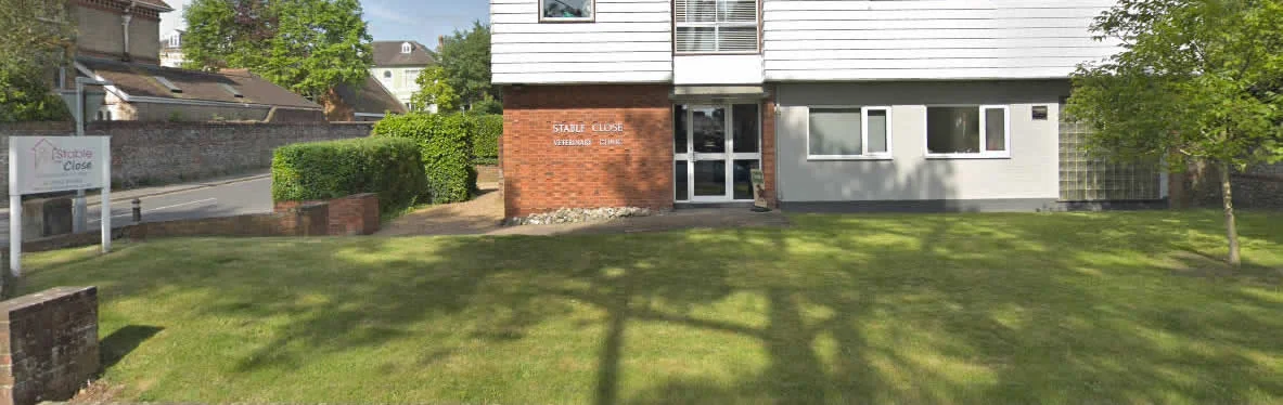 Stable Close Veterinary Clinic exterior and garden in Winchester