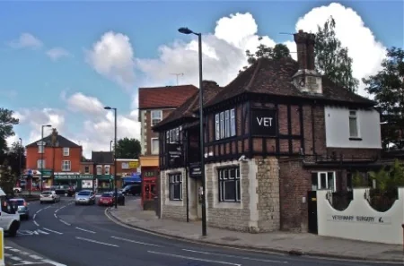 East Barnet Veterinary Surgery exterior at Cat Hill